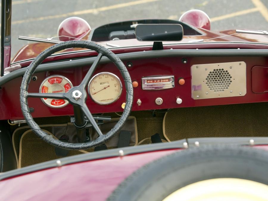 Торпедо Crosley Hot Shot Roadster 1949 года  (фото 11 из 20)